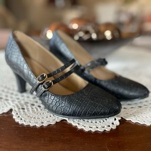 Black Crocodile Pumps